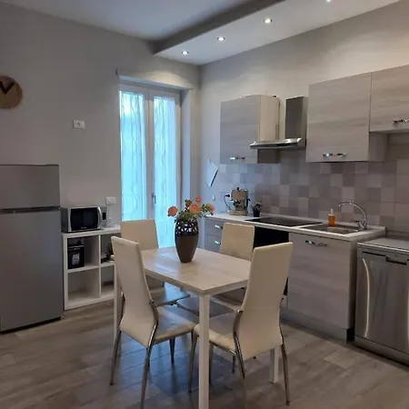 Apartment Berg House 249 Self Check In Bergamo